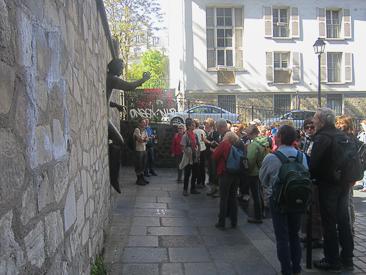 Passe-Muraille place M.Aymé